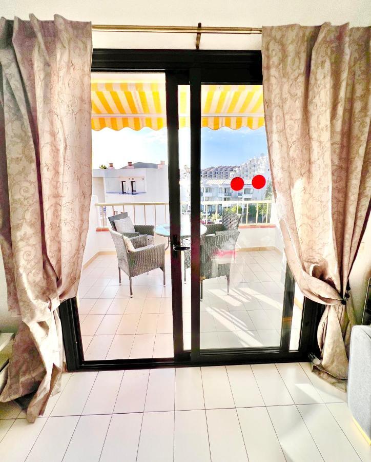 Cristianos 1 Bed Apartment *